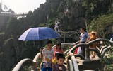 Cận cảnh cây cầu đồ sộ, xây dựng trái phép tại di sản Tràng An